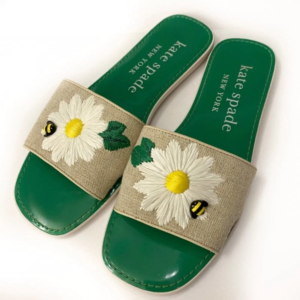 Like new Kate Spade Jute Seraphina Green Daisy Bumble Bee Slide Sandals